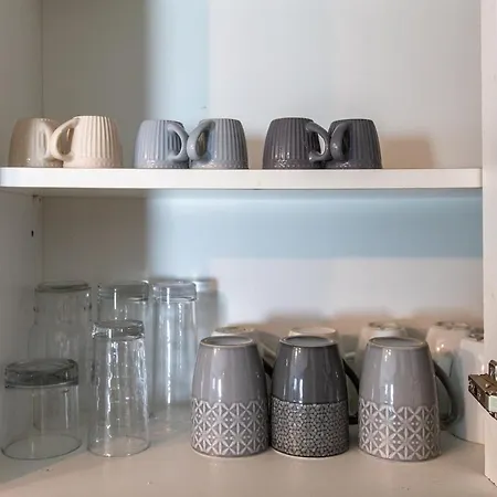 Bright 2-bed Flat, In Center Appartement *