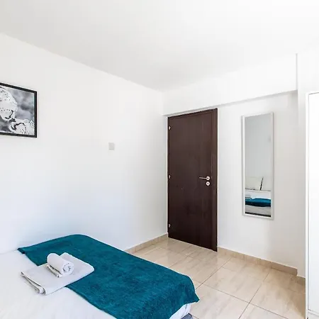 Appartement Bright 2-bed Flat, In Center