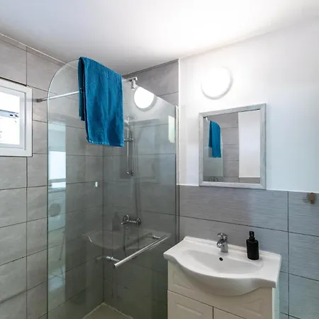 Bright 2-bed Flat, In Center * Larnaca